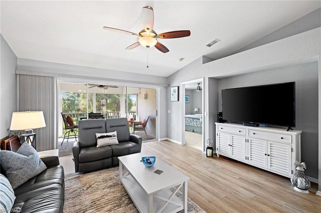 9022 Michael CIR # 4, Naples, FL 34113