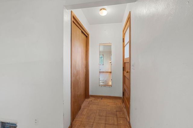 76 Mcleod Avenue NE, Hutchinson, MN 55350