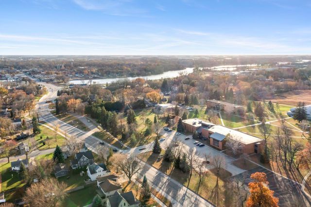 76 Mcleod Avenue NE, Hutchinson, MN 55350