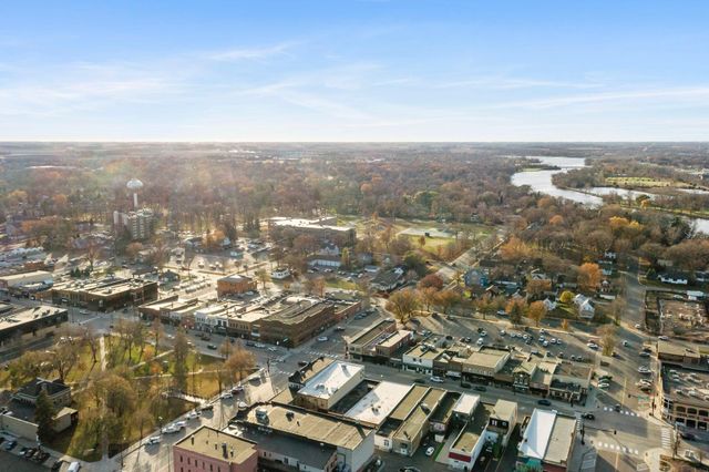 76 Mcleod Avenue NE, Hutchinson, MN 55350