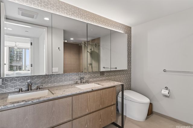 1000 Auahi Street 2802, Honolulu, HI 96814