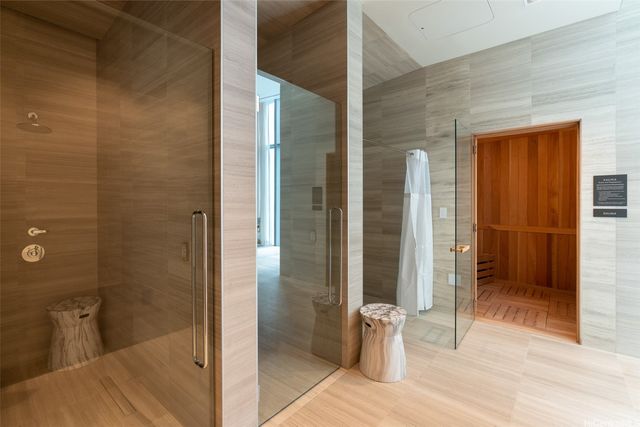 1000 Auahi Street 2802, Honolulu, HI 96814