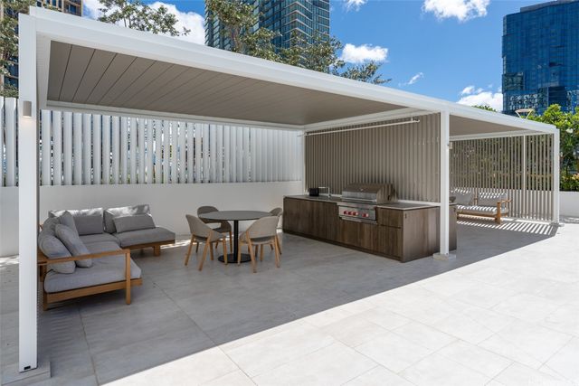 1000 Auahi Street 2802, Honolulu, HI 96814