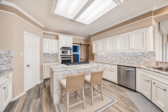 1331 Edwards Drive, Dickinson, TX 77539