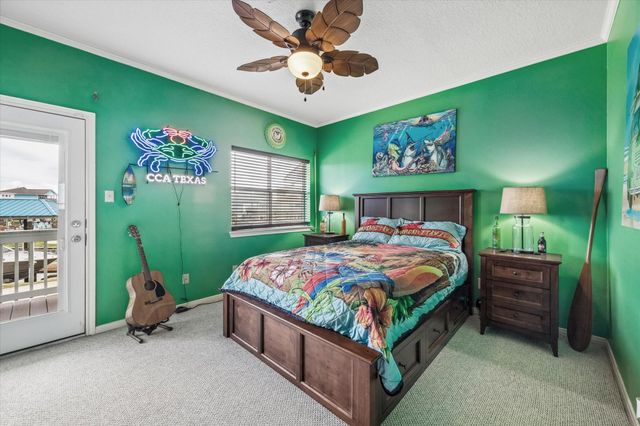 1331 Edwards Drive, Dickinson, TX 77539