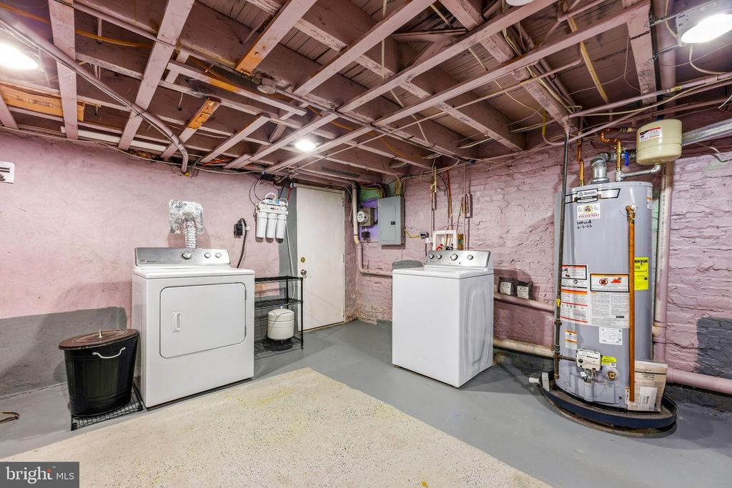 Image 35 of property listing at 606 W 36TH ST, Baltimore, MD 21211