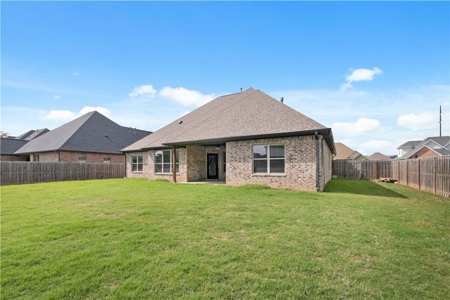 793 Verona Avenue, Tontitown, AR 72762