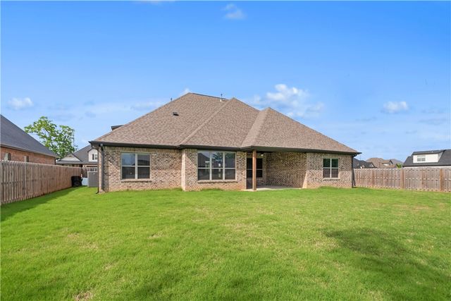 793 Verona Avenue, Tontitown, AR 72762