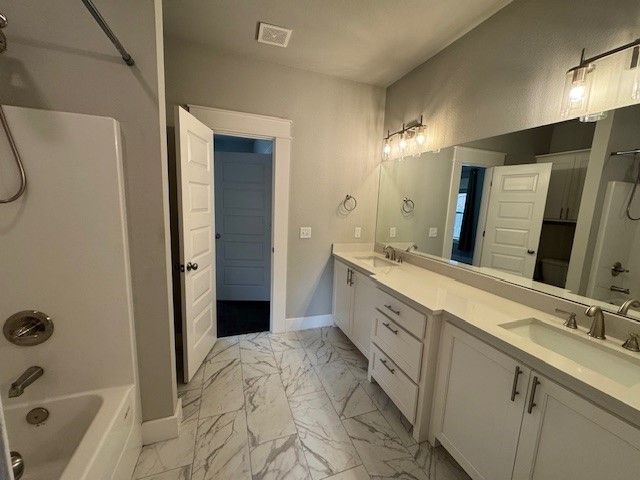 793 Verona Avenue, Tontitown, AR 72762