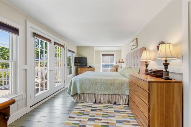 11 Friendship Lane, Duxbury, MA 02332