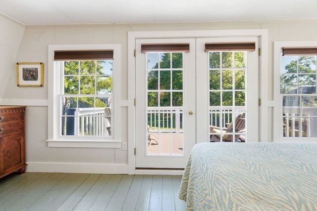 11 Friendship Lane, Duxbury, MA 02332