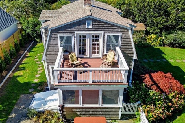 11 Friendship Lane, Duxbury, MA 02332