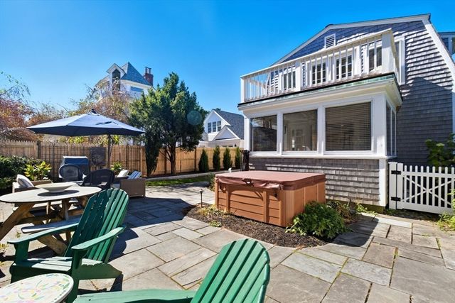 11 Friendship Lane, Duxbury, MA 02332