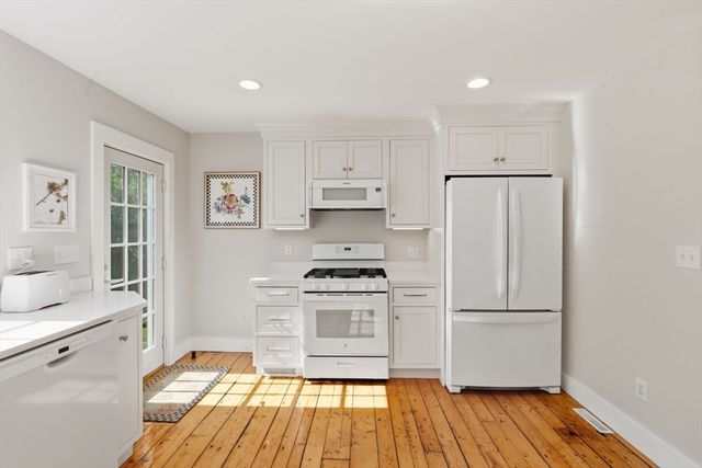 11 Friendship Lane, Duxbury, MA 02332
