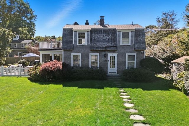11 Friendship Lane, Duxbury, MA 02332