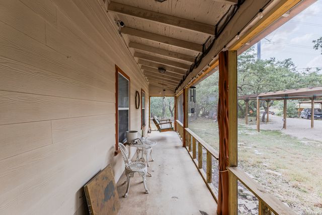 103 E High Bluff Circle, Boerne, TX 78006