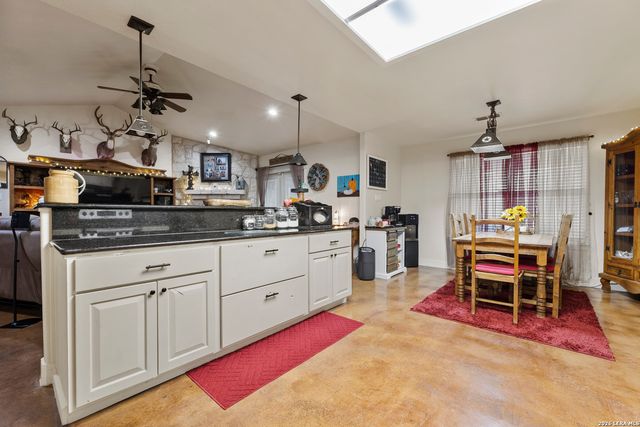 103 E High Bluff Circle, Boerne, TX 78006