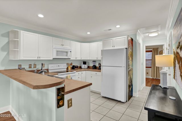 221 Lazy Day Drive, Holly Ridge, NC 28445