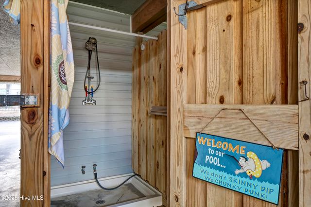 221 Lazy Day Drive, Holly Ridge, NC 28445