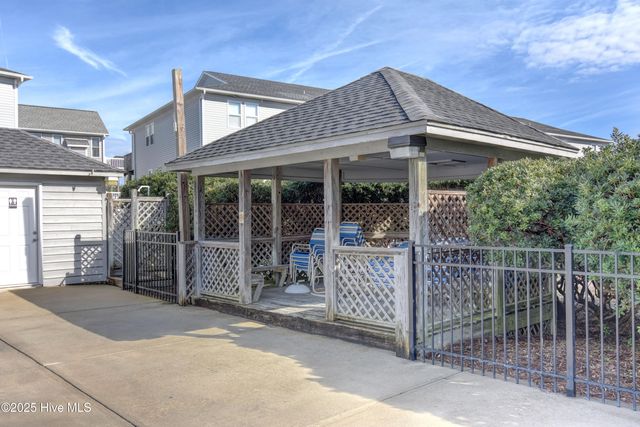 221 Lazy Day Drive, Holly Ridge, NC 28445