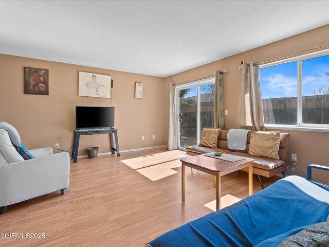 397 Nader Way, Fernley, NV 89408