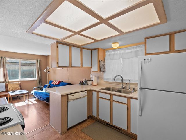 397 Nader Way, Fernley, NV 89408