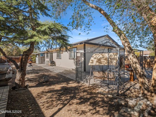 397 Nader Way, Fernley, NV 89408