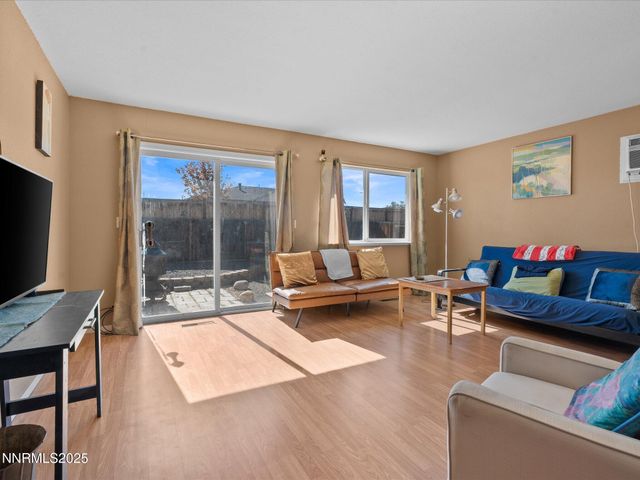 397 Nader Way, Fernley, NV 89408