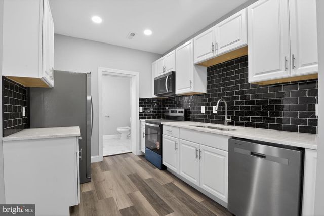 2420 N MADISON ST, Wilmington, DE 19802