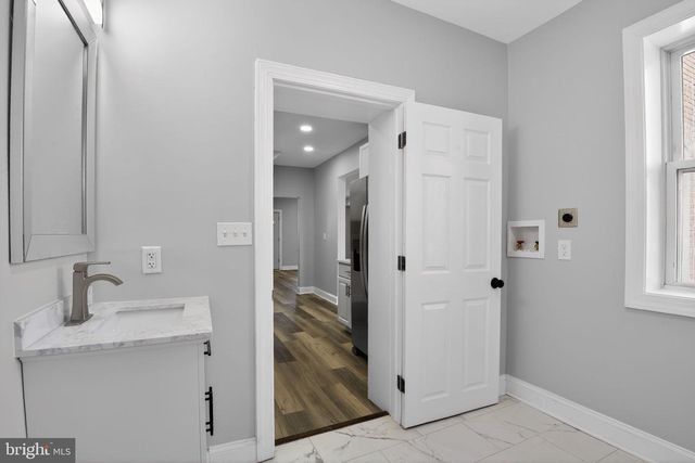 2420 N MADISON ST, Wilmington, DE 19802