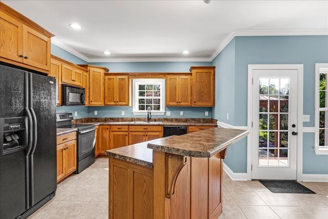 191 Mason Pl, Decherd, TN 37324