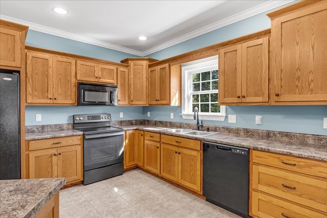 191 Mason Pl, Decherd, TN 37324