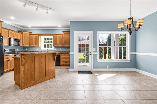 191 Mason Pl, Decherd, TN 37324