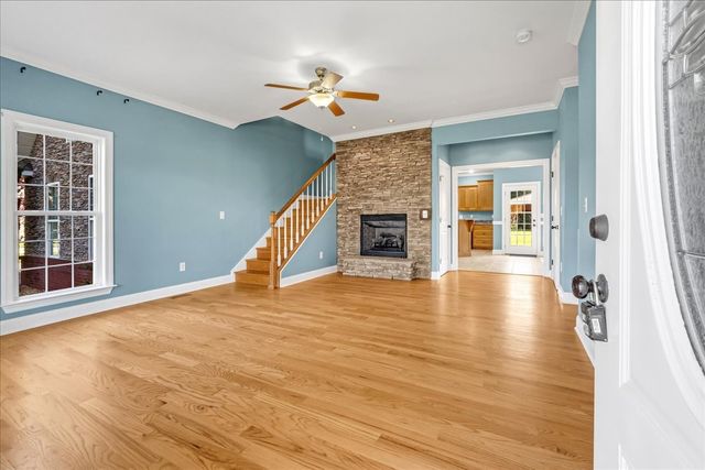 191 Mason Pl, Decherd, TN 37324