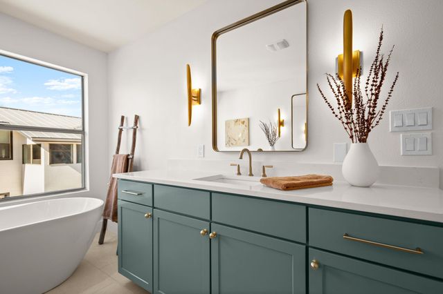 2205 Thornton RD A, Austin, TX 78704