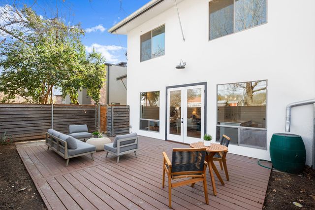 2205 Thornton RD A, Austin, TX 78704