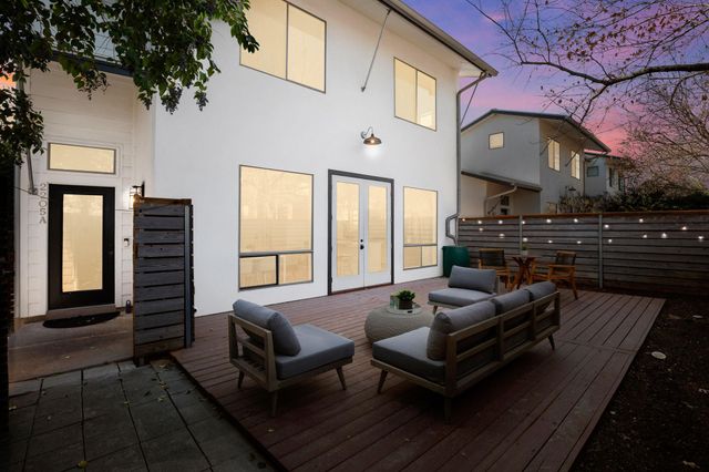 2205 Thornton RD A, Austin, TX 78704