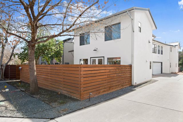 2205 Thornton RD A, Austin, TX 78704