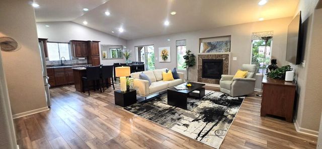 2224 Crestwood Ln, Pueblo, CO 81008