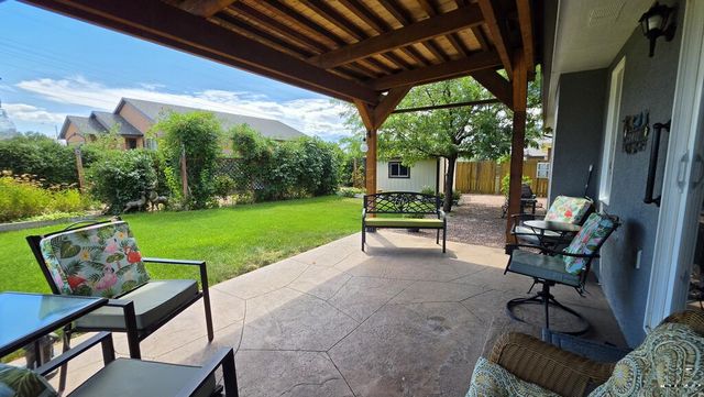 2224 Crestwood Ln, Pueblo, CO 81008
