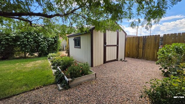 2224 Crestwood Ln, Pueblo, CO 81008