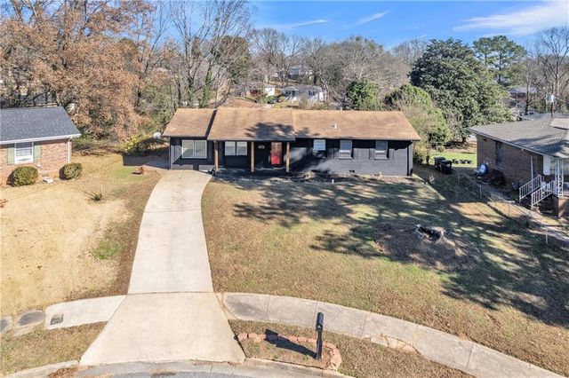 2958 Holcomb Court, East Point, GA 30344