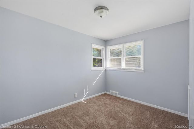 17831 Hoover Street, Detroit, MI 48205