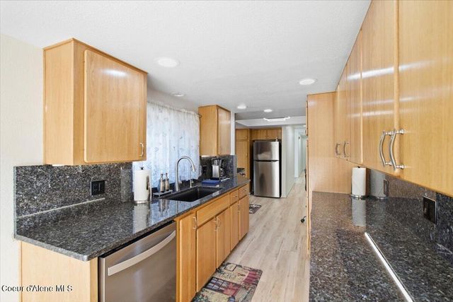 12292 N Kensington AVE, Hayden, ID 83835