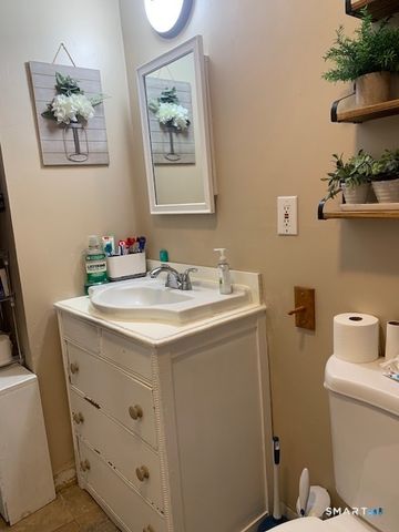 426 Union Avenue 2, Bridgeport, CT 06607