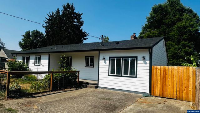 871 Bieber St NE, Salem, OR 97301