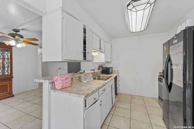 4435 Clear Spring Dr, San Antonio, TX 78217