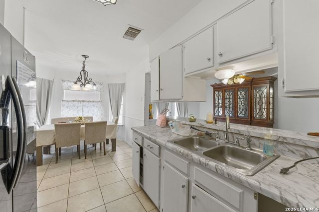 4435 Clear Spring Dr, San Antonio, TX 78217