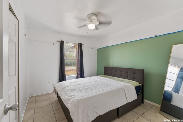 4435 Clear Spring Dr, San Antonio, TX 78217