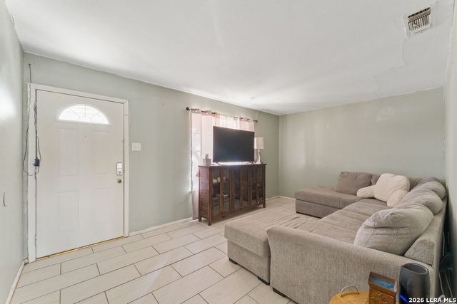 4435 Clear Spring Dr, San Antonio, TX 78217